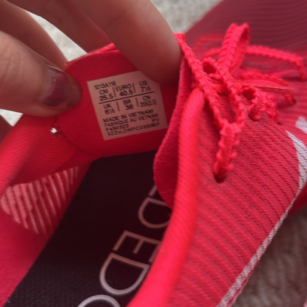 ASICS Metaspeed Edge+ Running Shoe Diva Pink/White 9.5 Wide Women/8 Men 1013A116 - Picture 10 of 10